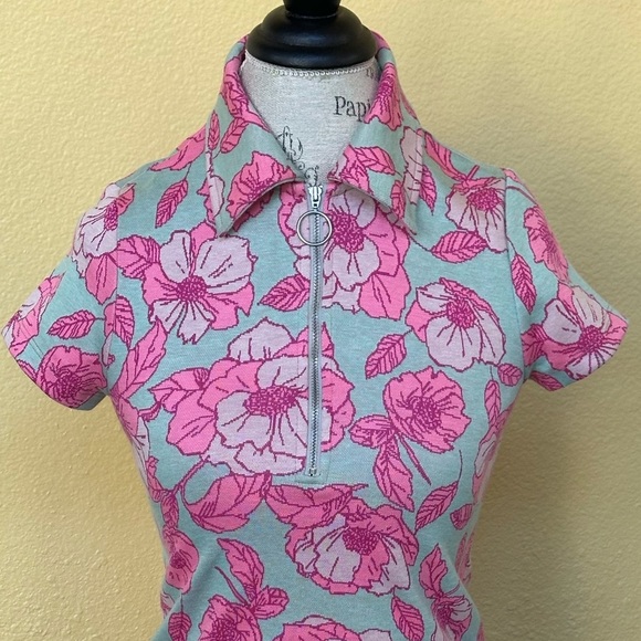 Maeve By Anthropologie 1/2 Zip Floral Short Sleeve Top Size Extra Small EUC! - Picture 6 of 10